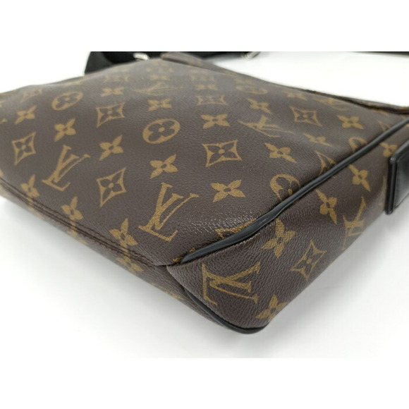 Louis Vuitton District PM Monogram Macassar Shoulder Bag - Picture 3 of 10
